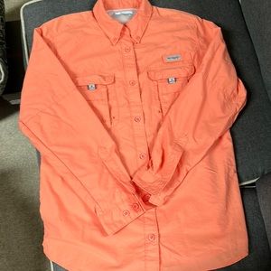 Columbia shirt M.  Color- salmon